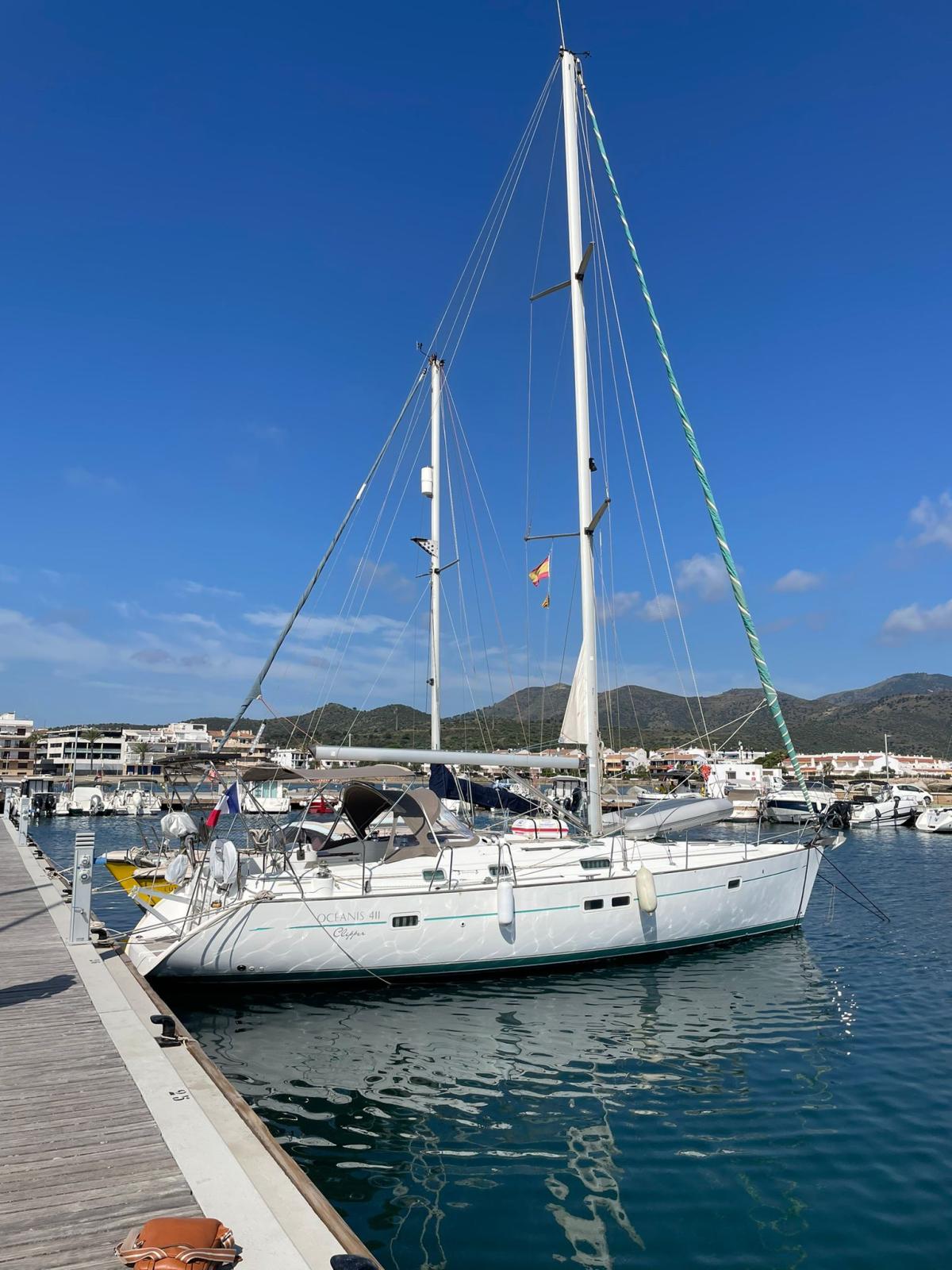 OCEANIS 411
