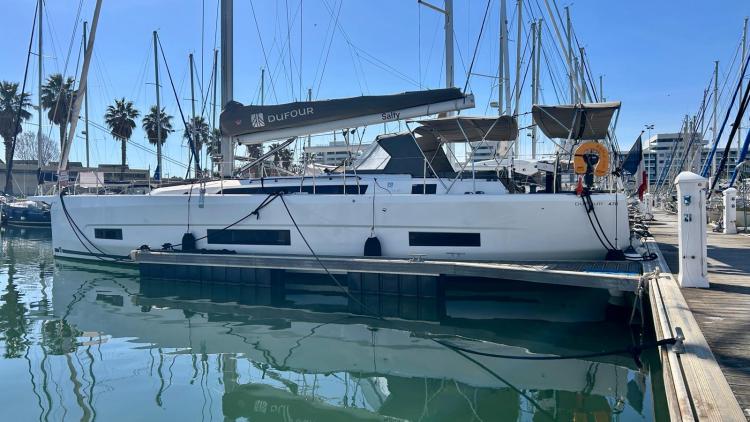 DUFOUR 470