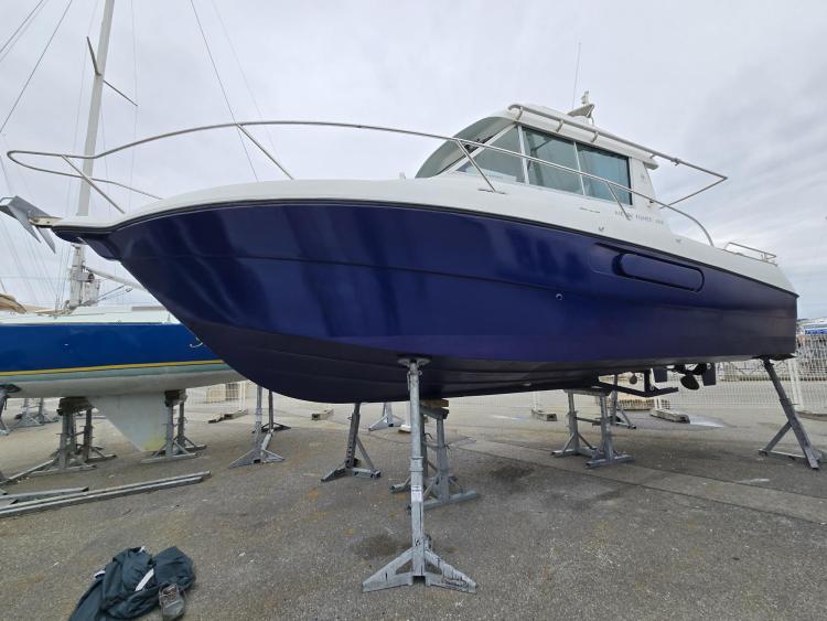 JEANNEAU MERRY FISHER 800