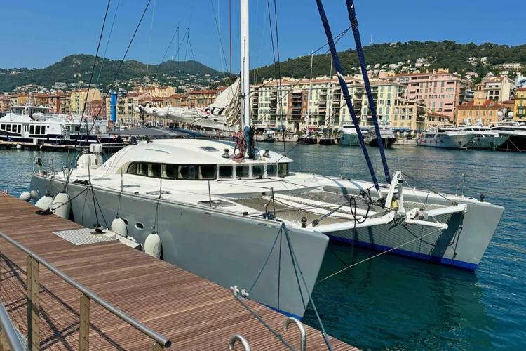 Lagoon 570